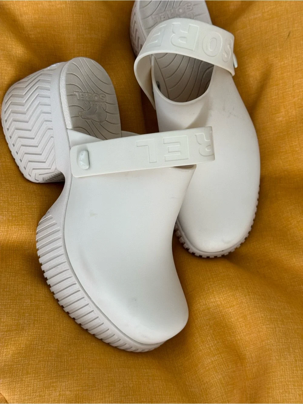 Sorel White Platform Clog with Back Strap